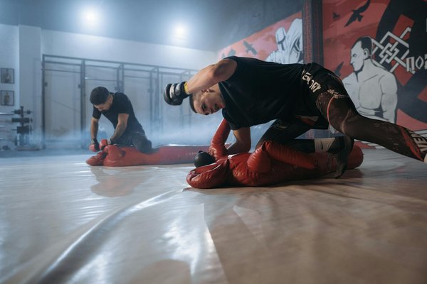 Quels sont les risques associés à la boxe ?